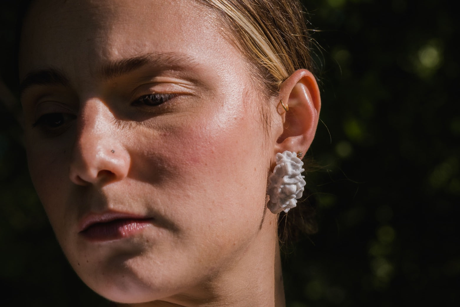 PENDIENTES AKROPORA BLANCAS