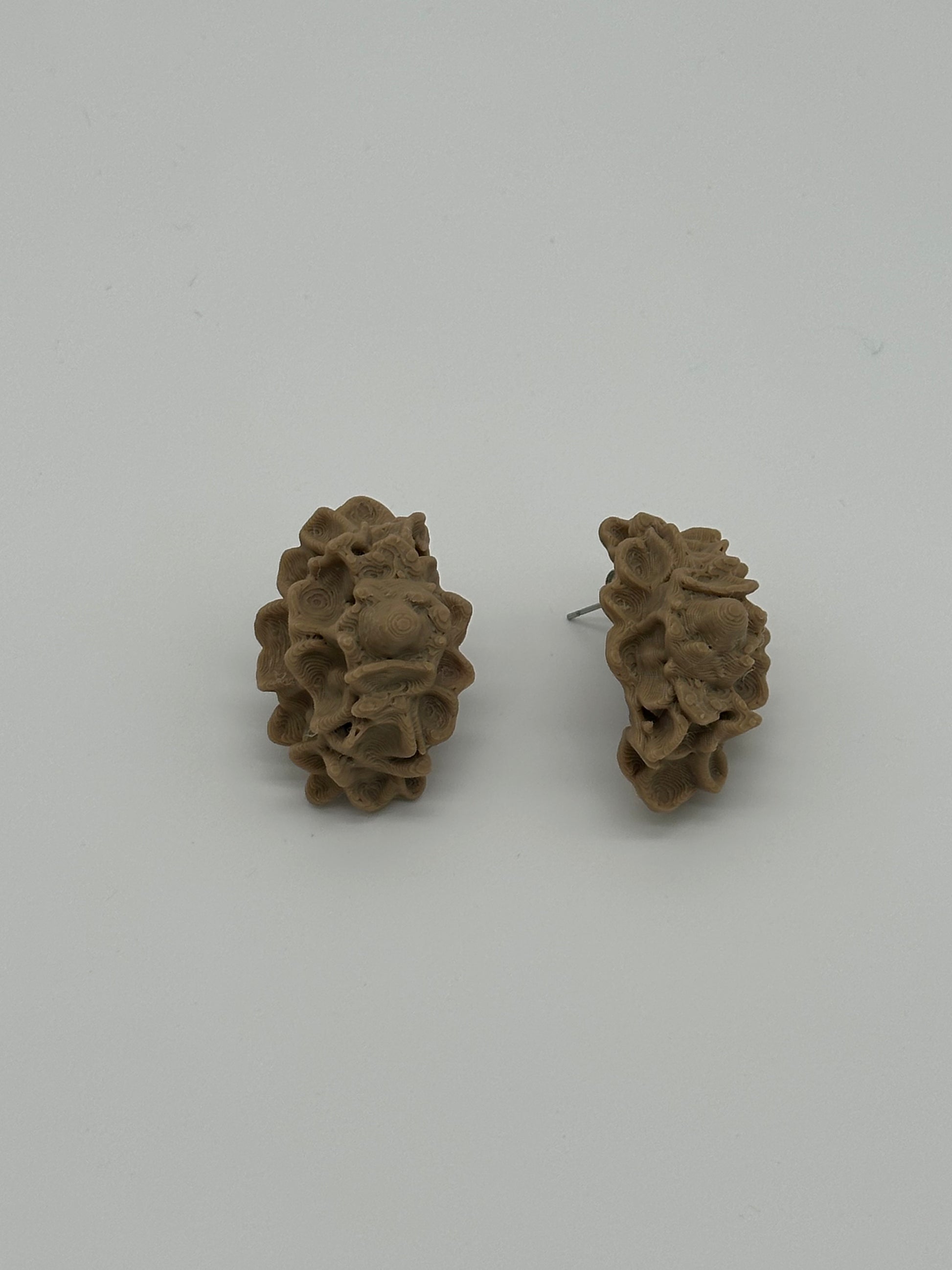PENDIENTES AKROPORA BEIGE